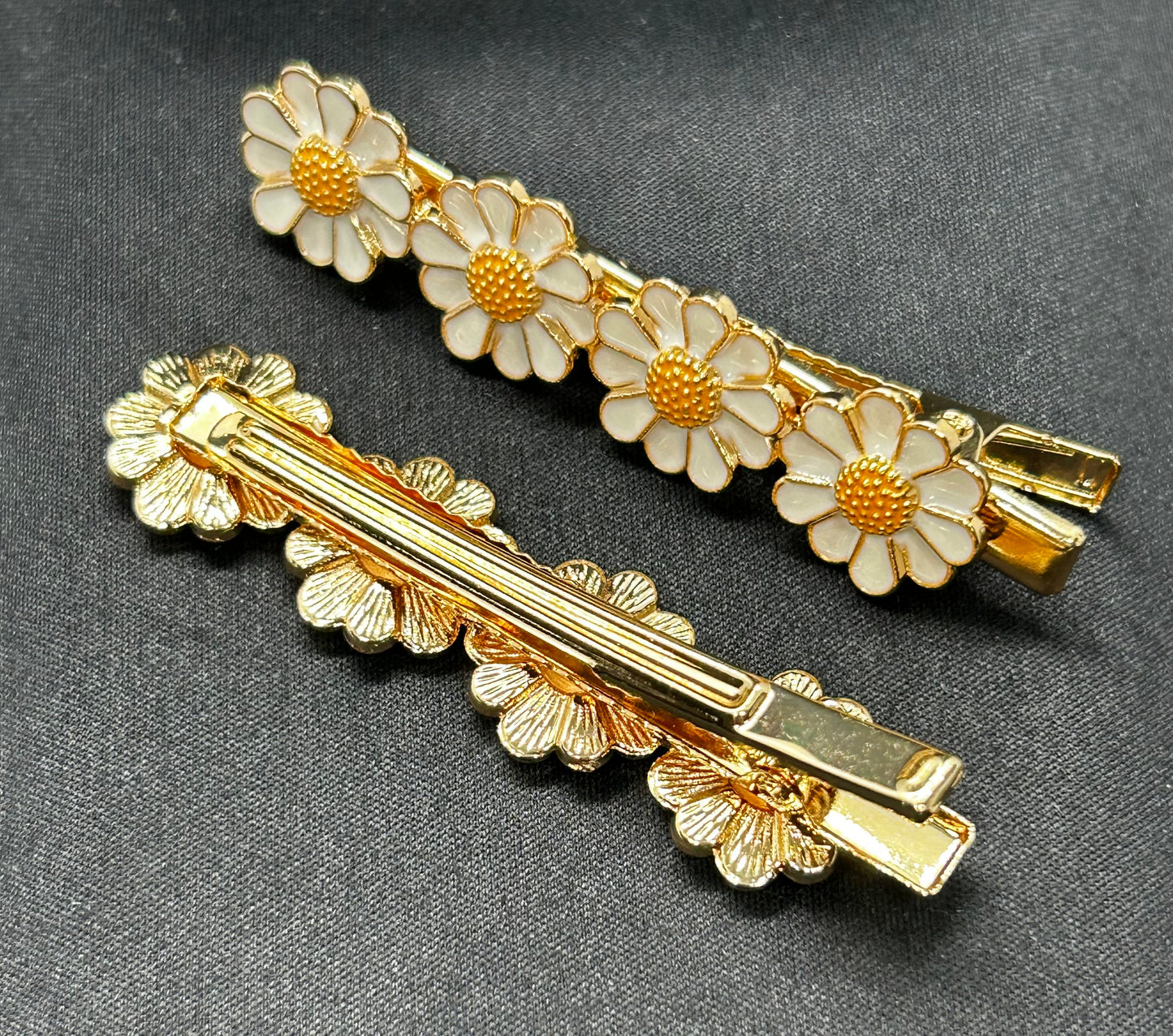 ALICE - Classic Barrettes - "Daisy's Done Right" Enameled Metal Barrettes in White Flower