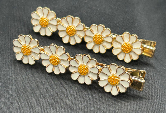 ALICE - Classic Barrettes - "Daisy's Done Right" Enameled Metal Barrettes in White Flower